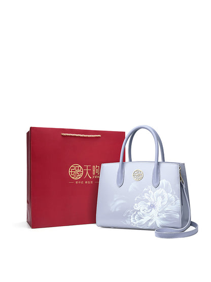 High-end Practical And Atmospheric Handbag As A Gift For Mother The Artful Oracle