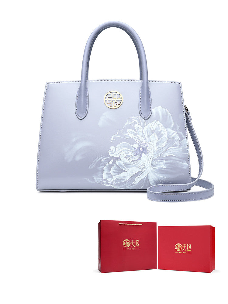 High-end Practical And Atmospheric Handbag As A Gift For Mother The Artful Oracle